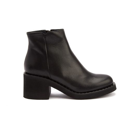 أشابة الغابة شطف vagabond grace polished black leather ankle boot with side  zip - mgtcambodia.com