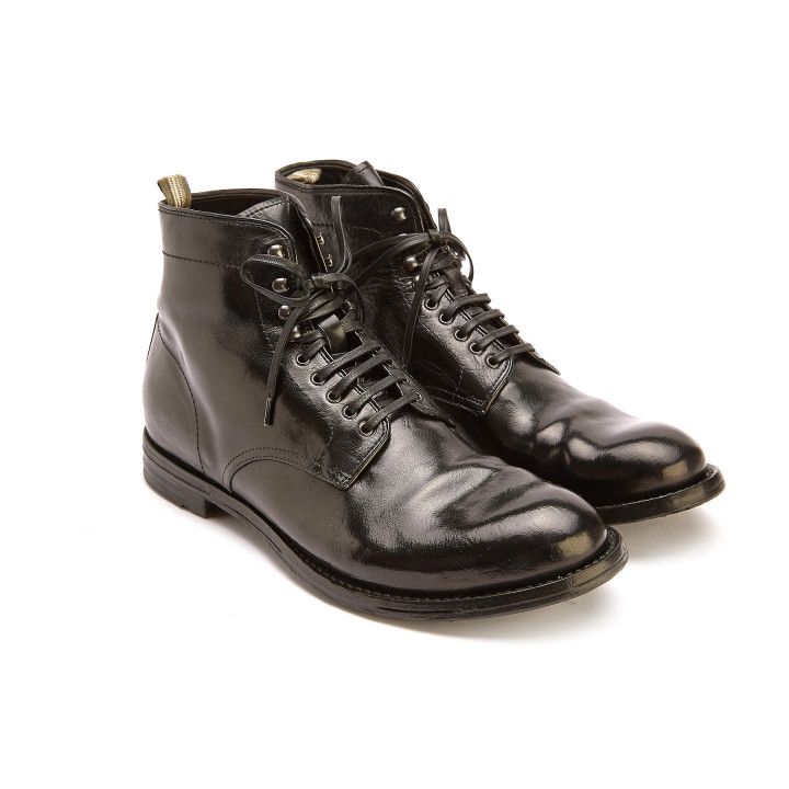 Elegant Men's Work Boots | Apia