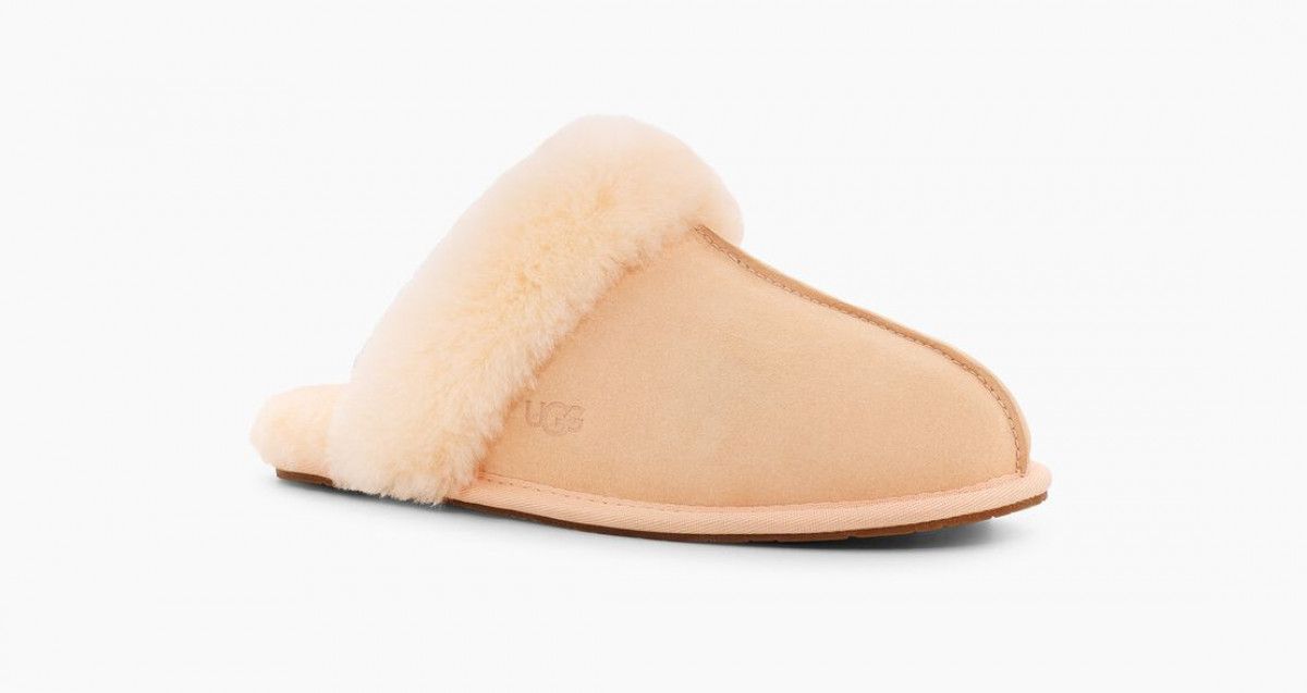 Women's Slippers UGG Scuffette II Peach Fuzz | Apia